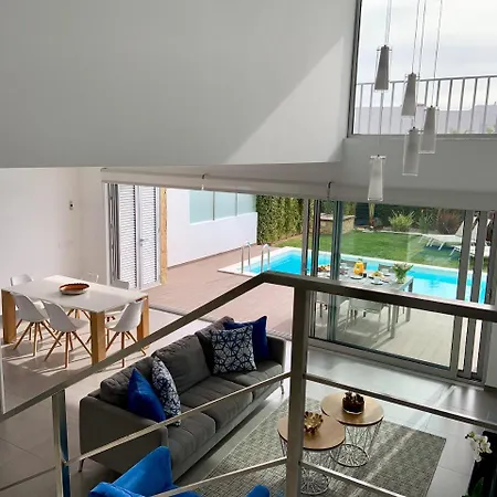Holiday Beco Leonardo Coimbra Албуфейра